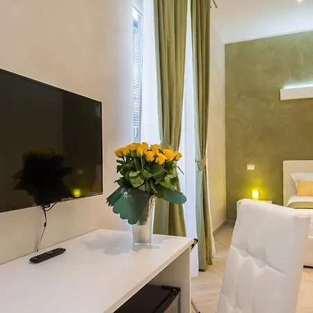 Penta Luxury House Rom